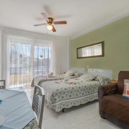 Torres Del Sol Ii Lägenhet *